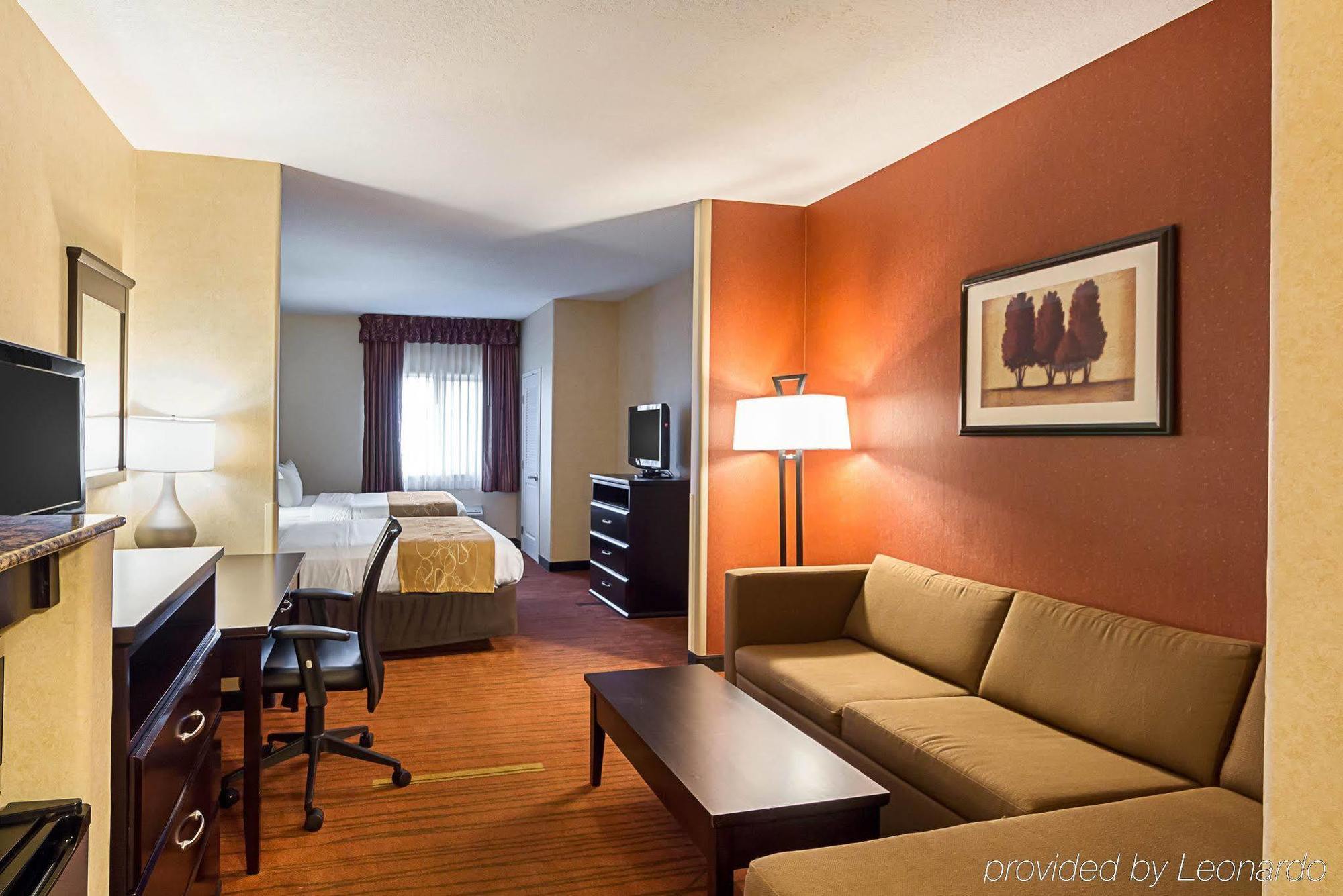 Comfort Suites Airport Wichita Exterior foto