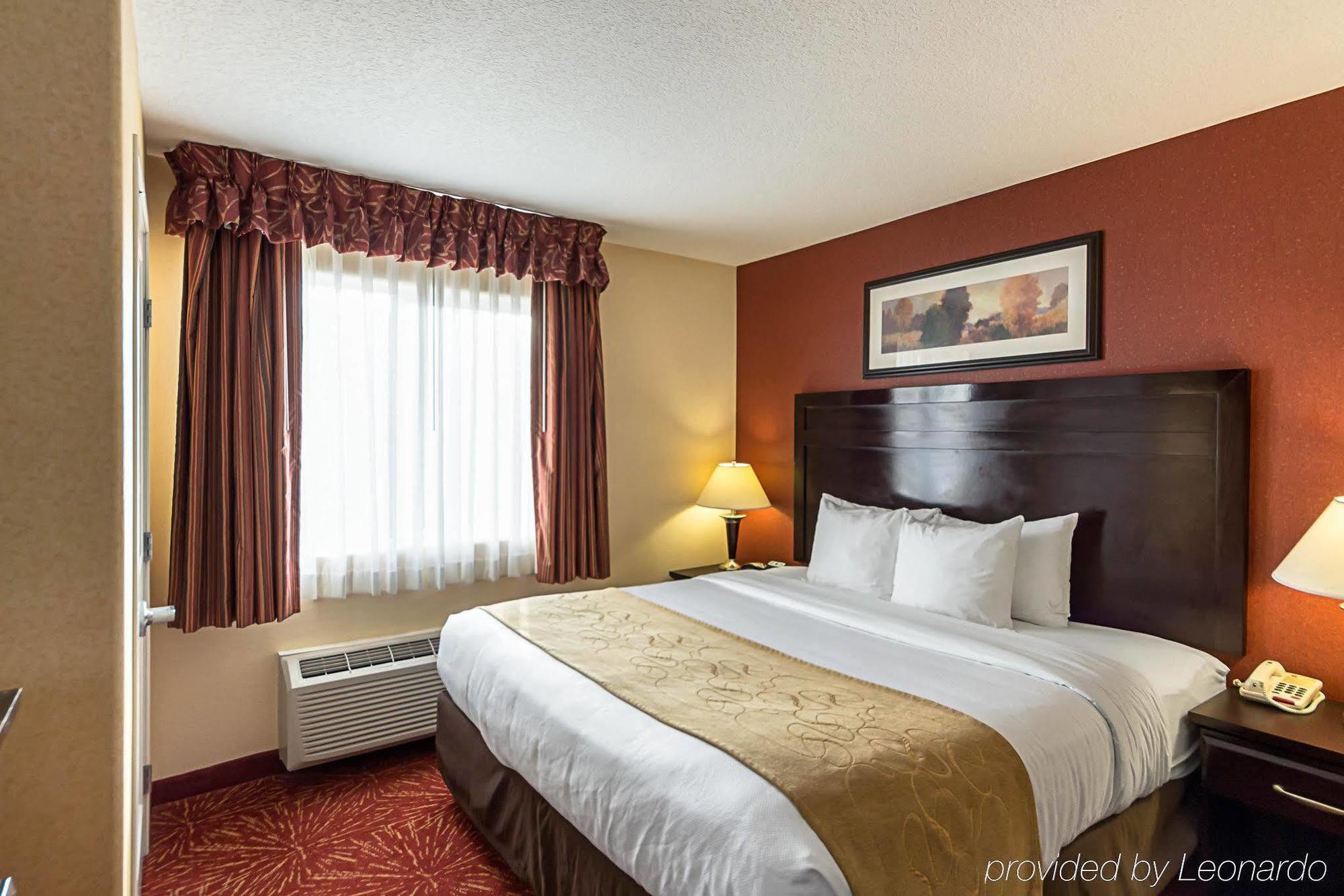 Comfort Suites Airport Wichita Exterior foto